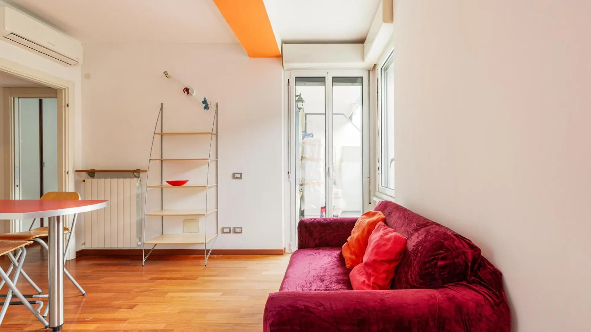 Zara Cozy Apt With Balcony - 250M From M5 Istria Milan 0*,  Italy