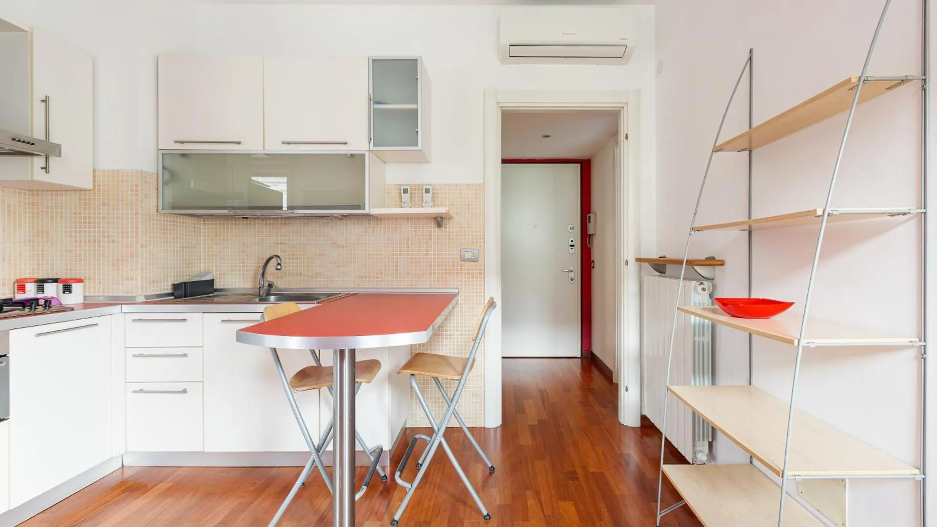 Zara Cozy Apt With Balcony - 250M From M5 Istria Milan Italy