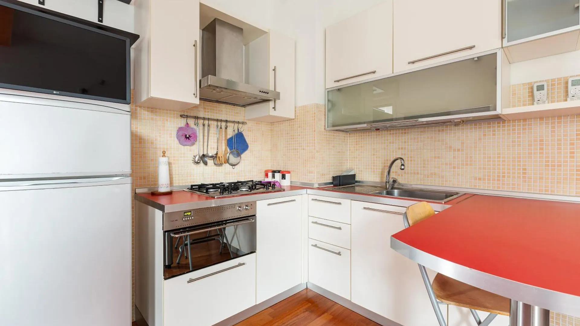 Zara Cozy Apt With Balcony - 250M From M5 Istria Milan Apartment