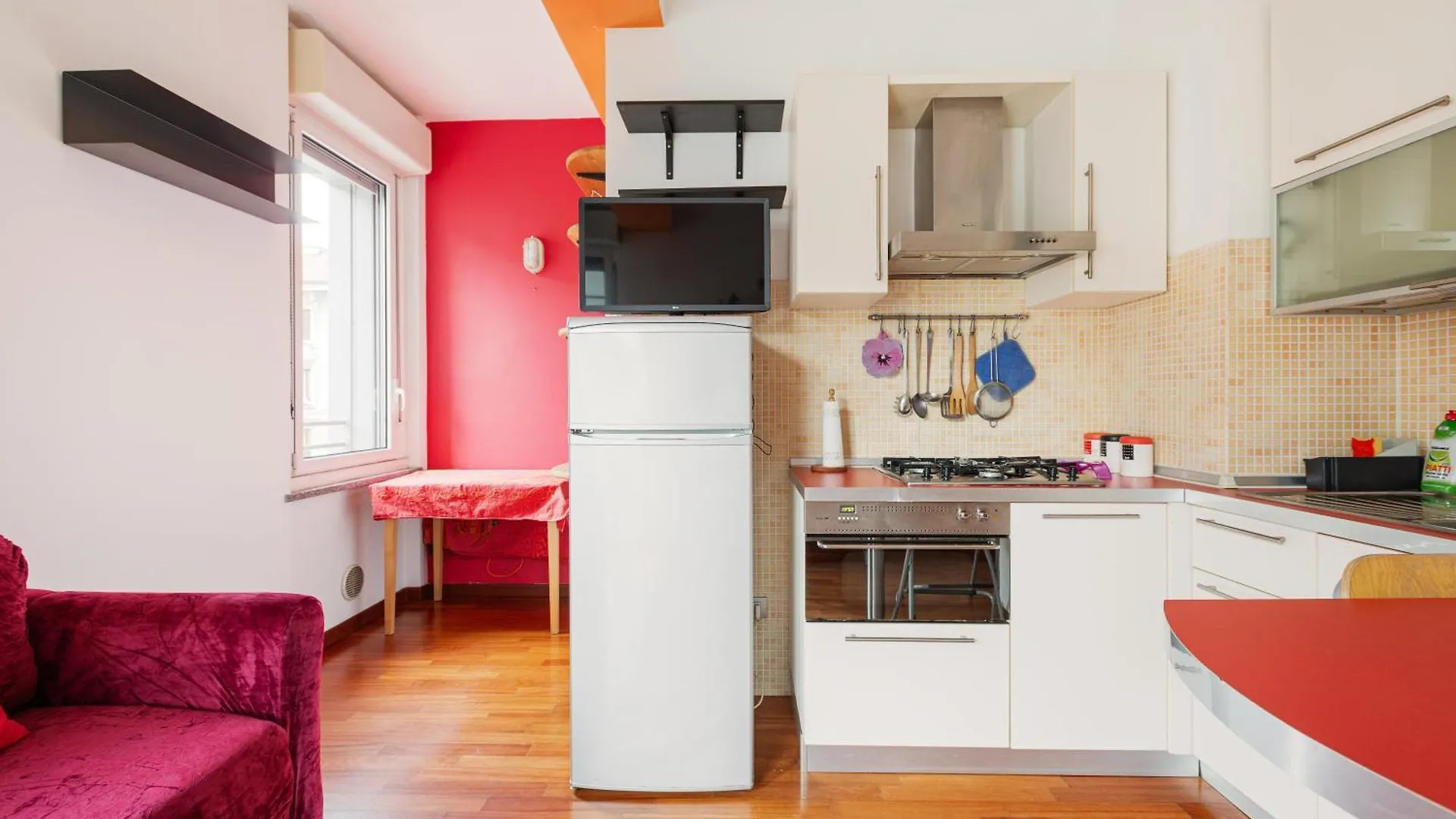 Zara Cozy Apt With Balcony - 250M From M5 Istria Milan